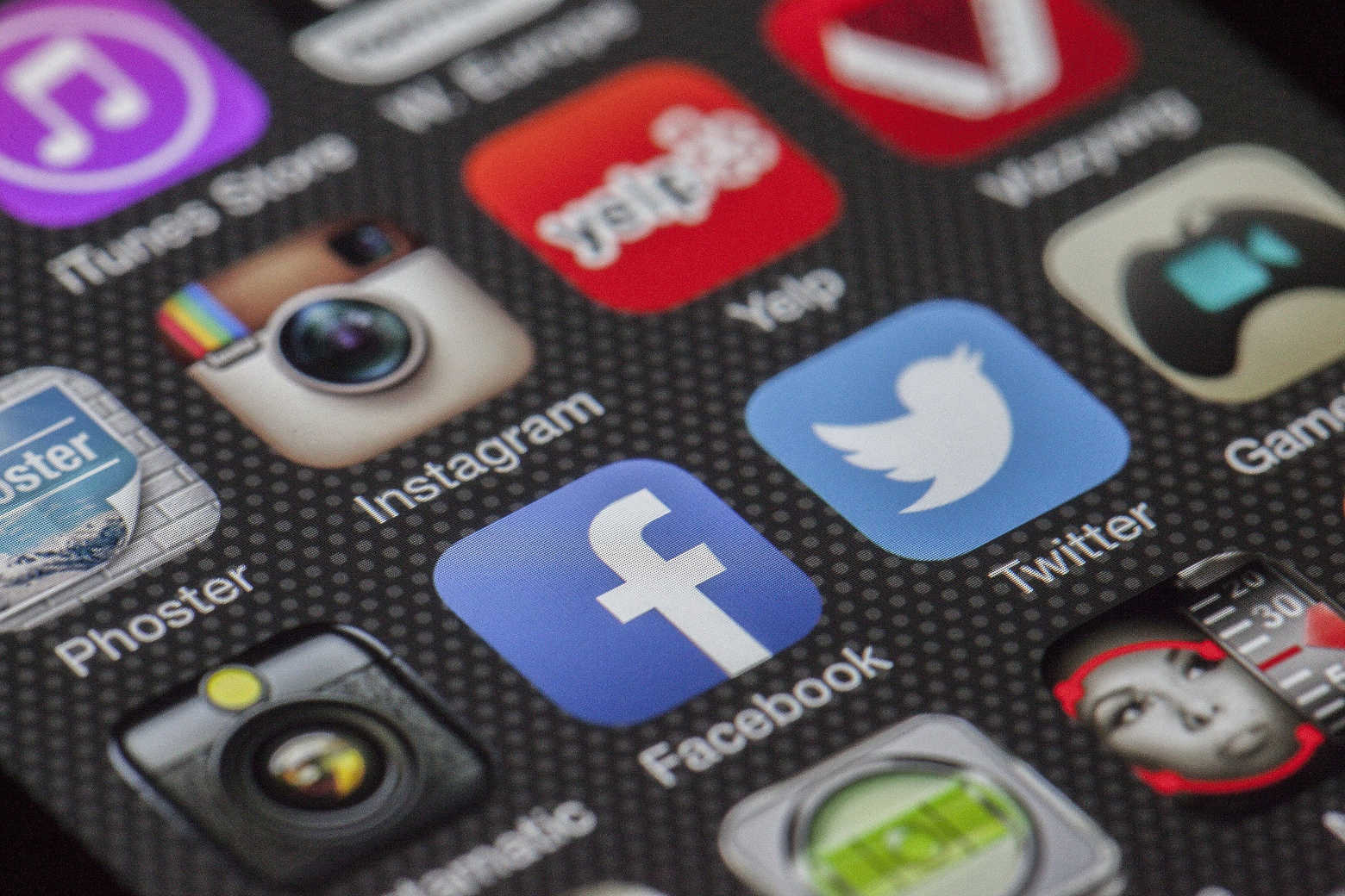 Meta startet mit Bezahlmodellen bei Facebook, Instagram und WhatsApp