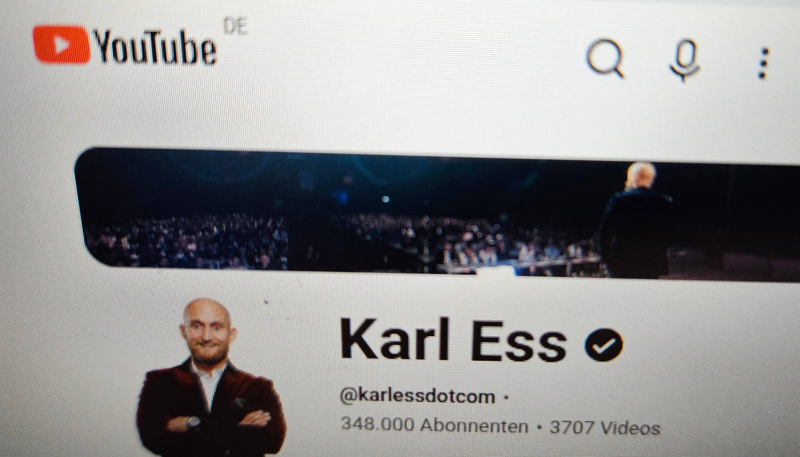 Ermittlungen wegen Immobiliengeschäften: Fitness-Influencer Karl Ess festgenommen